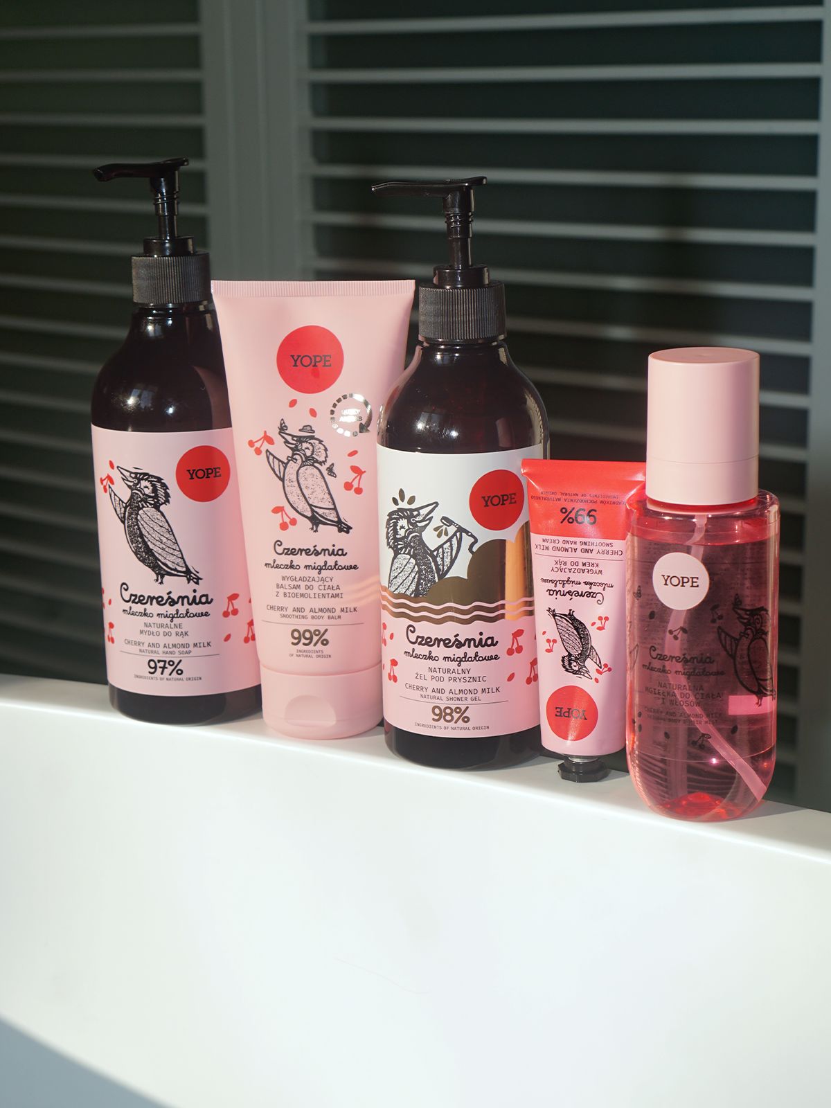 Natural Body & Hair Mist Cherry and almond milk